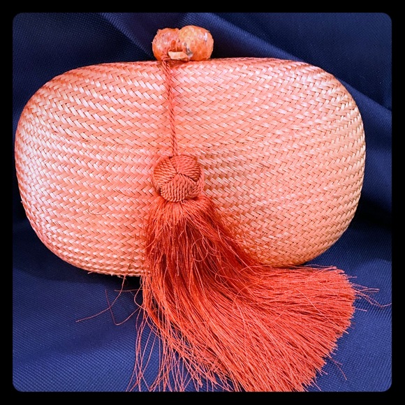 Clutch - Picture 2 of 7